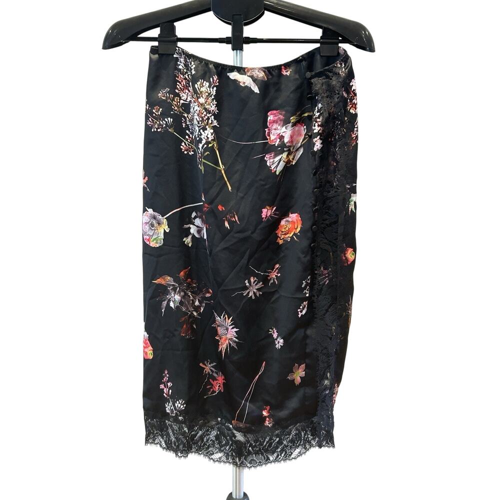 NWT Victoria's Secret Black Floral Skirt Women's Sz M